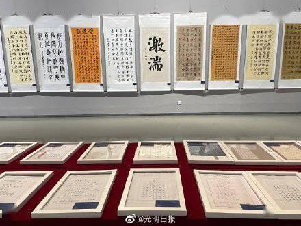 华为“最强智驾”！阿维塔11鸿蒙版智享升级款闪亮登场