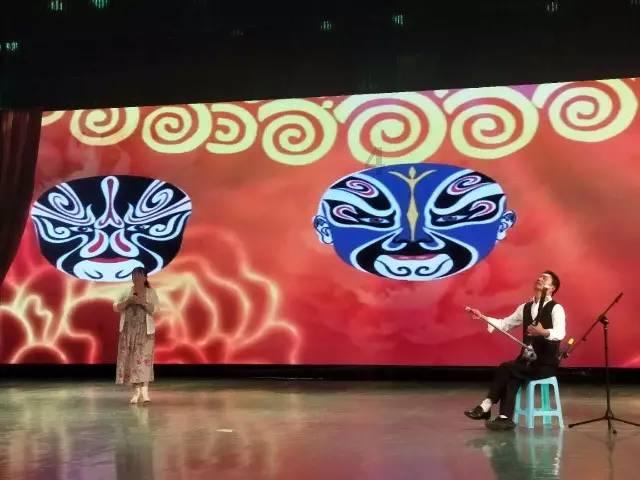 王大陆什刹海滑冰被偶遇,与新女友互动超有爱,感情稳定引热议!