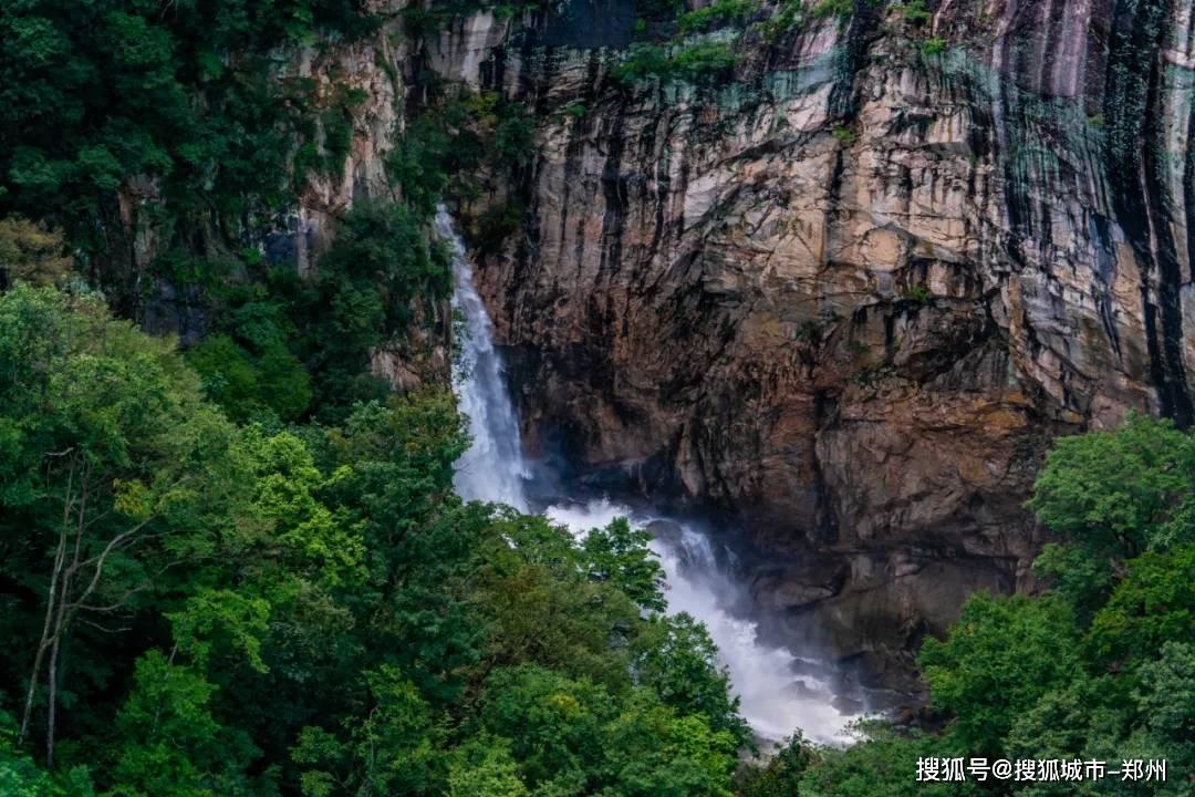 蓝科高新:增收难挡三连亏 预计2023年亏损1.42亿元
